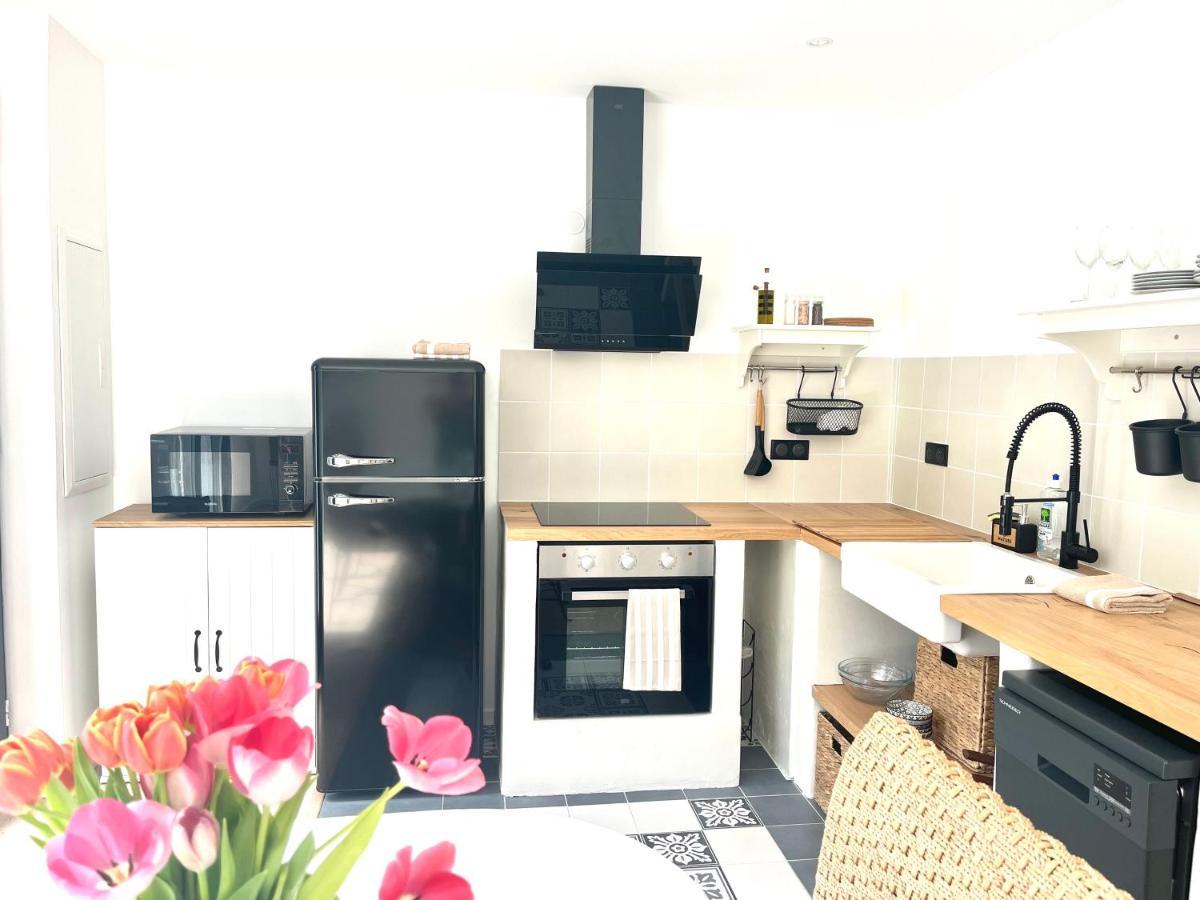 Apartment Bord De + Piscine